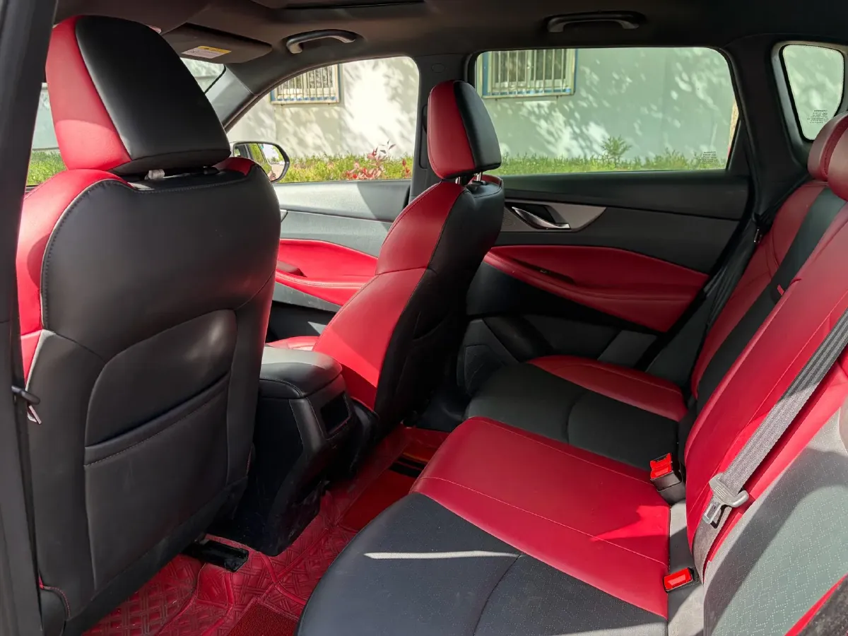 2021 ChangAn CS35 Plus 1.4T 160HP L4 7DCT,autocango,china used car exporter,china ev exporter,chinese used car exporter,chinese used ev exporter