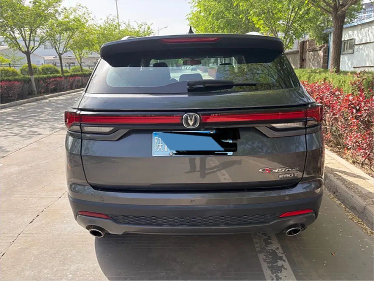 2021 ChangAn CS35 Plus 1.4T 160HP L4 7DCT,autocango,china used car exporter,china ev exporter,chinese used car exporter,chinese used ev exporter