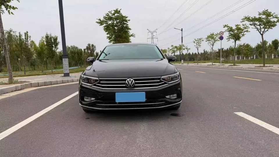 2020 Volkswagen Magotan 1.4T 150HP L4 7DCT,autocango,china used car exporter,china ev exporter,chinese used car exporter,chinese used ev exporter
