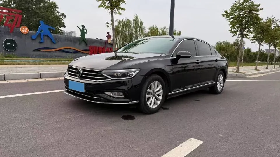 2020 Volkswagen Magotan 1.4T 150HP L4 7DCT,autocango,china used car exporter,china ev exporter,chinese used car exporter,chinese used ev exporter
