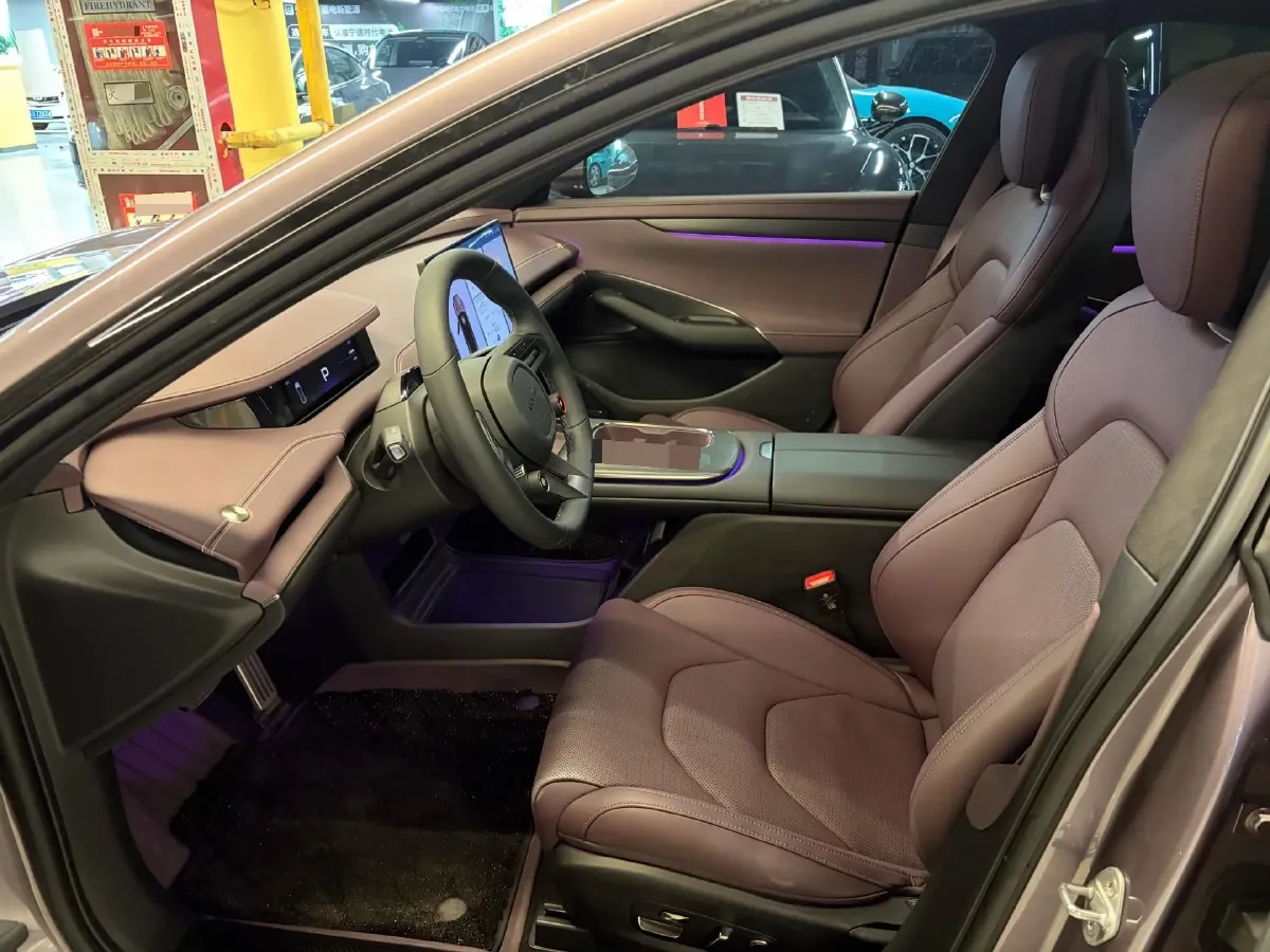 2024 MI SU7 BEV 101KWH,autocango,china used car exporter,china ev exporter,chinese used car exporter,chinese used ev exporter