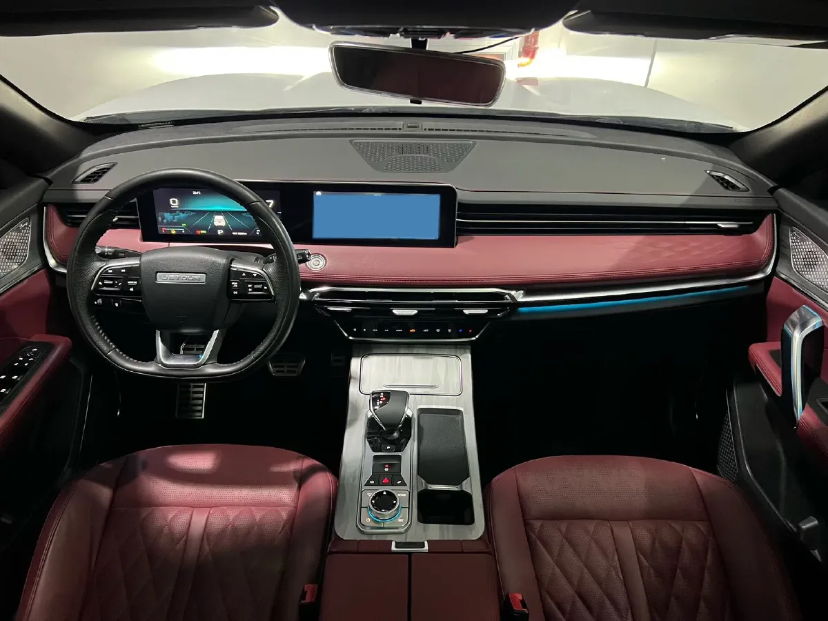 2023 ChangAn Oshan X7 Plus 1.5T 188HP L4 7DCT,autocango,china used car exporter,china ev exporter,chinese used car exporter,chinese used ev exporter