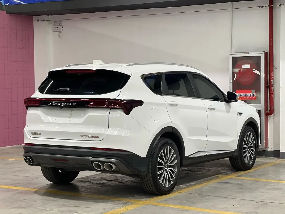 2023 ChangAn Oshan X7 Plus 1.5T 188HP L4 7DCT,autocango,china used car exporter,china ev exporter,chinese used car exporter,chinese used ev exporter