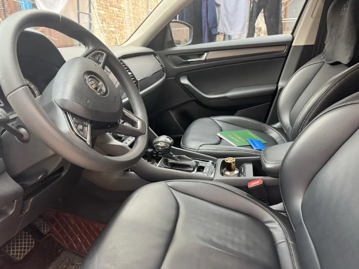 2018 Skoda Kodiak 2.0T 186HP L4 7DCT,autocango,china used car exporter,china ev exporter,chinese used car exporter,chinese used ev exporter