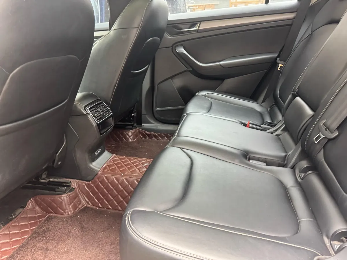 2018 Skoda Kodiak 2.0T 186HP L4 7DCT,autocango,china used car exporter,china ev exporter,chinese used car exporter,chinese used ev exporter