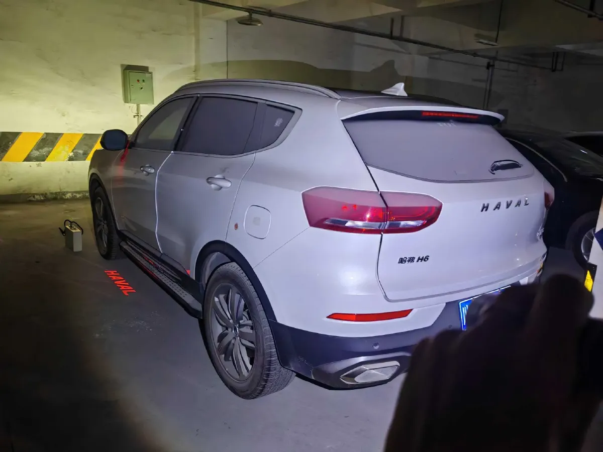 2018 Haval H6 1.5T 169HP L4 7DCT,autocango,china used car exporter,china ev exporter,chinese used car exporter,chinese used ev exporter