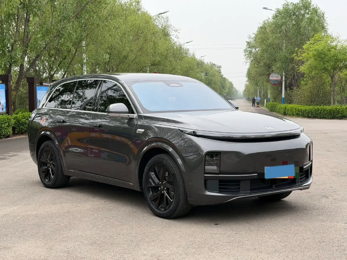 2023 Li L7 Range Extended 154HP REEV 40.9KWH,autocango,china used car exporter,china ev exporter,chinese used car exporter,chinese used ev exporter