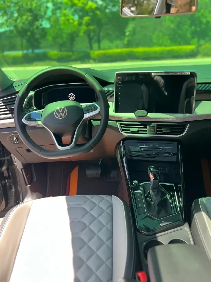 2025 Volkswagen Tayron 1.5T 160HP L4 7DCT,autocango,china used car exporter,china ev exporter,chinese used car exporter,chinese used ev exporter