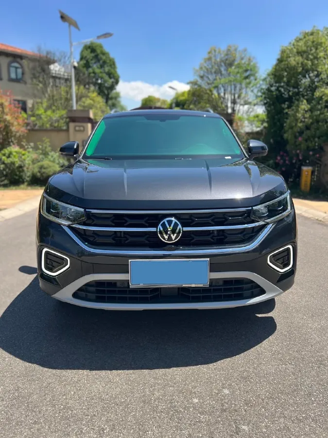 2025 Volkswagen Tayron 1.5T 160HP L4 7DCT,autocango,china used car exporter,china ev exporter,chinese used car exporter,chinese used ev exporter
