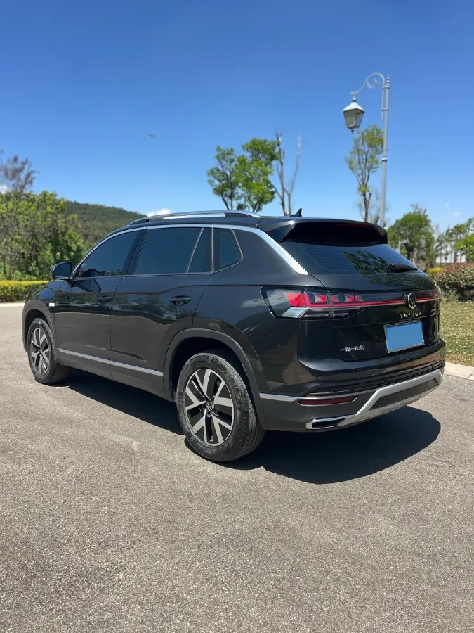 2025 Volkswagen Tayron 1.5T 160HP L4 7DCT,autocango,china used car exporter,china ev exporter,chinese used car exporter,chinese used ev exporter