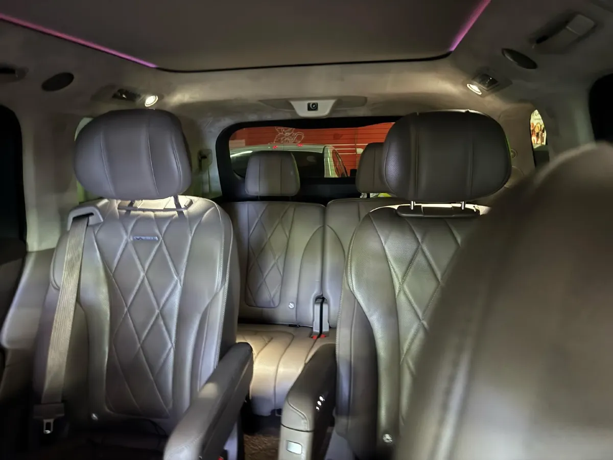 2024 AITO AITO M9 1.5T 152HP L4 REEV 42KWH,autocango,china used car exporter,china ev exporter,chinese used car exporter,chinese used ev exporter