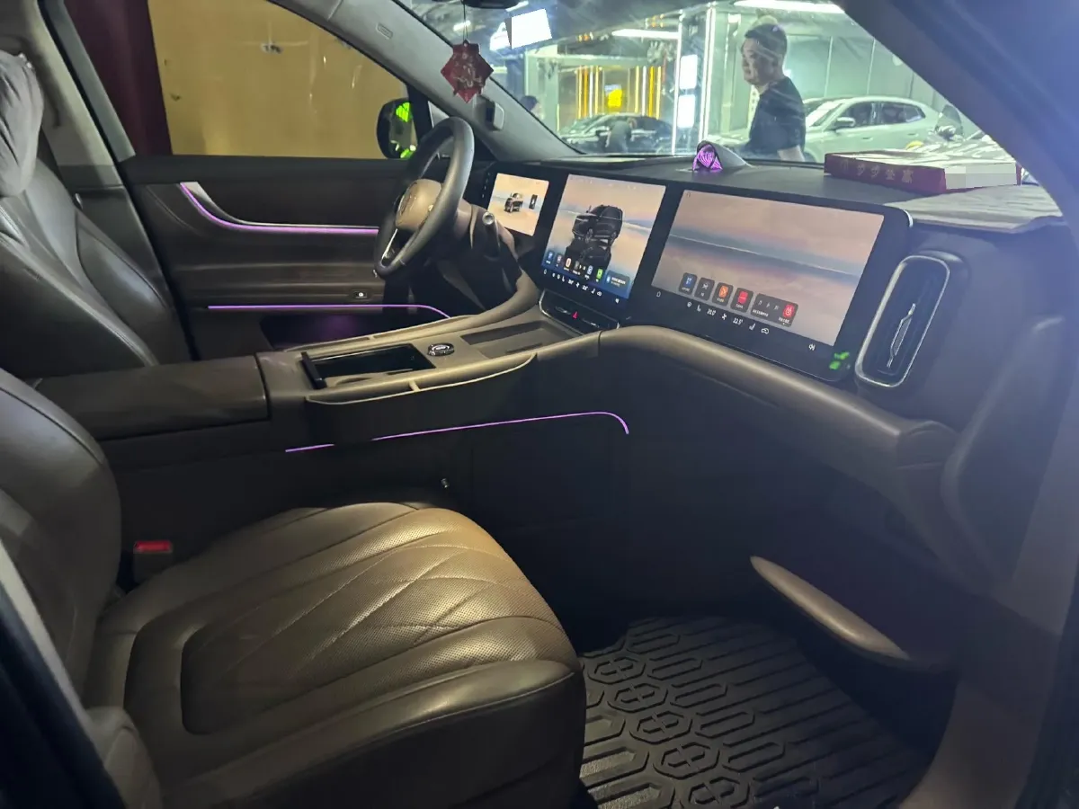 2024 AITO AITO M9 1.5T 152HP L4 REEV 42KWH,autocango,china used car exporter,china ev exporter,chinese used car exporter,chinese used ev exporter