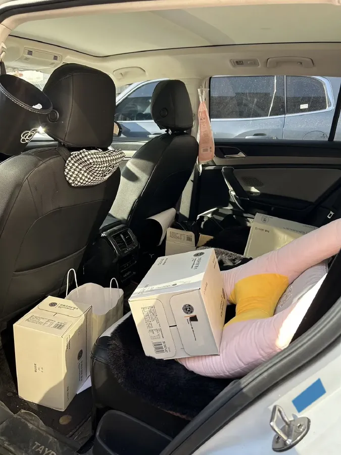 2022 Volkswagen Tayron 1.4T 150HP L4 7DCT,autocango,china used car exporter,china ev exporter,chinese used car exporter,chinese used ev exporter