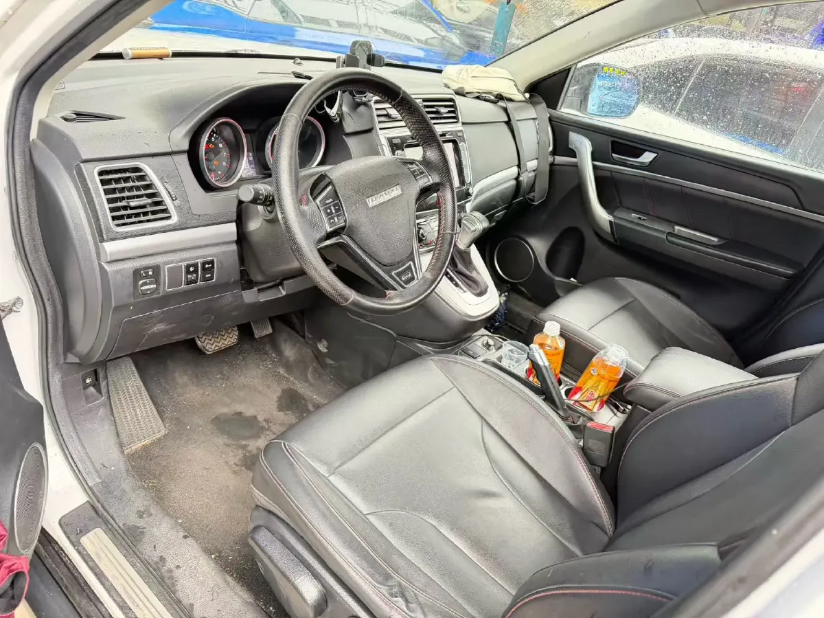 2018 Haval M6 1.5T 150HP L4 7DCT,autocango,china used car exporter,china ev exporter,chinese used car exporter,chinese used ev exporter