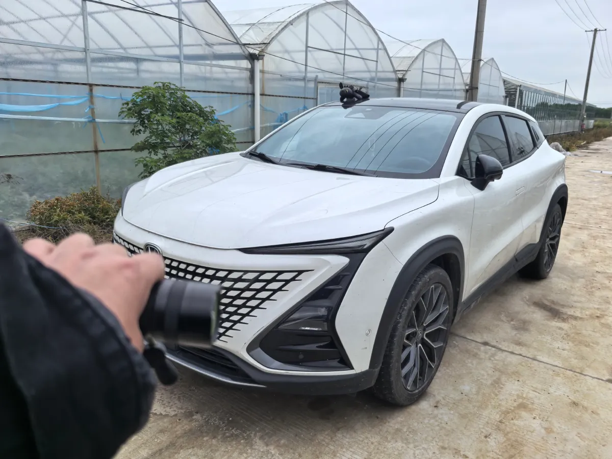 2022 ChangAn UNI-T 1.5T 188HP L4 7DCT,autocango,china used car exporter,china ev exporter,chinese used car exporter,chinese used ev exporter