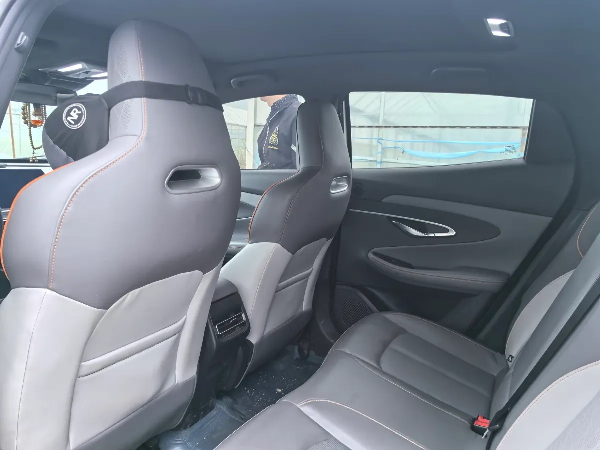 2022 ChangAn UNI-T 1.5T 188HP L4 7DCT,autocango,china used car exporter,china ev exporter,chinese used car exporter,chinese used ev exporter