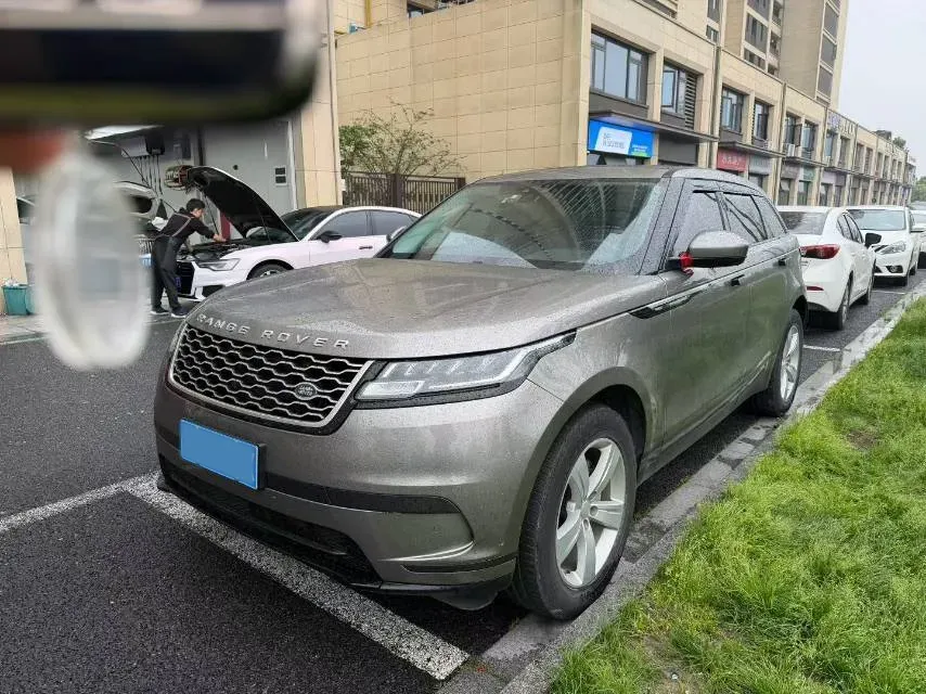 2020 Land Rover Range Rover Velar 2.0T 250HP L4 8AT,autocango,china used car exporter,china ev exporter,chinese used car exporter,chinese used ev exporter