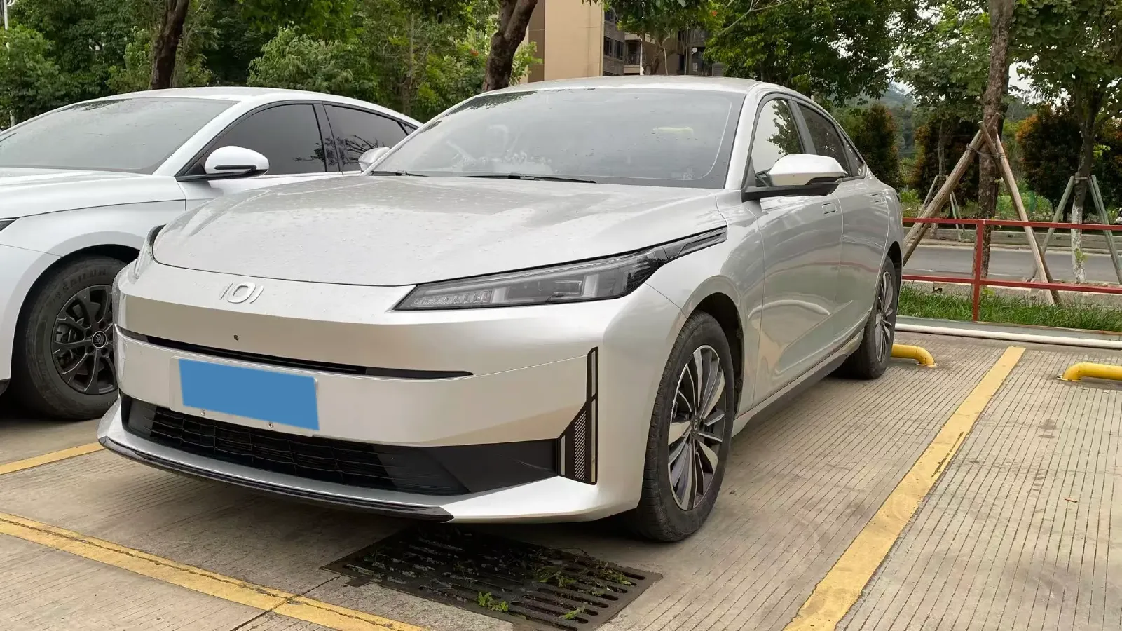 2024 ChangAn QiYuan A05 1.5L 110HP L4 E-CVT PHEV 9.07KWH,autocango,china used car exporter,china ev exporter,chinese used car exporter,chinese used ev exporter