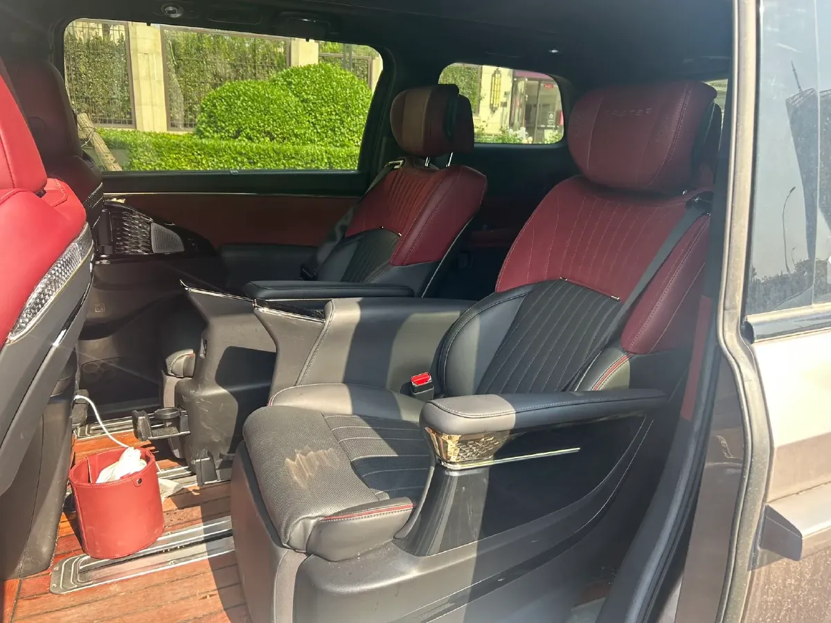 2023 GAC Trumpchi M8 2.0T 190HP L4 E-CVT Hybrid,autocango,china used car exporter,china ev exporter,chinese used car exporter,chinese used ev exporter