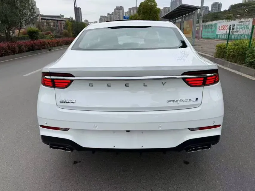2026 Geely Preface 1.5T 181HP L4 7DCT,autocango,china used car exporter,china ev exporter,chinese used car exporter,chinese used ev exporter
