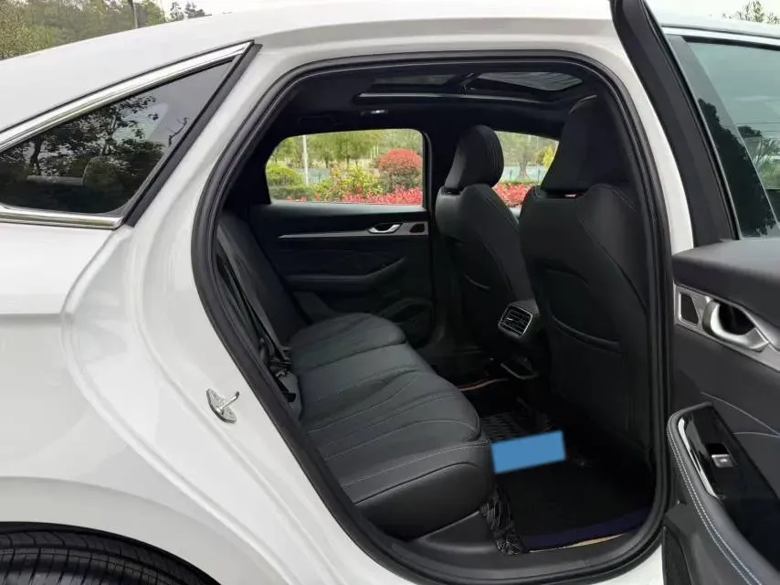 2026 Geely Preface 1.5T 181HP L4 7DCT,autocango,china used car exporter,china ev exporter,chinese used car exporter,chinese used ev exporter