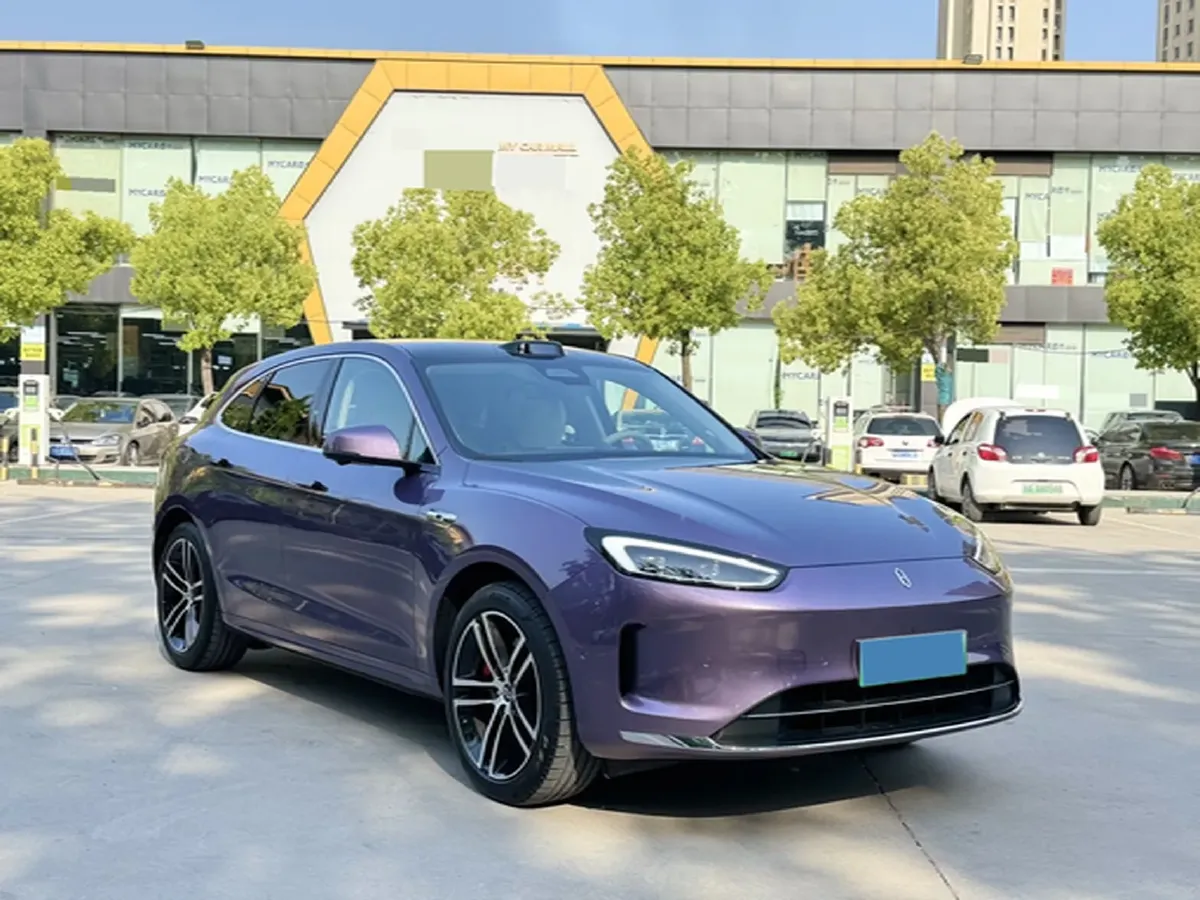 2025 AITO AITO M5 1.5T 152HP L4 REEV 42KWH,autocango,china used car exporter,china ev exporter,chinese used car exporter,chinese used ev exporter