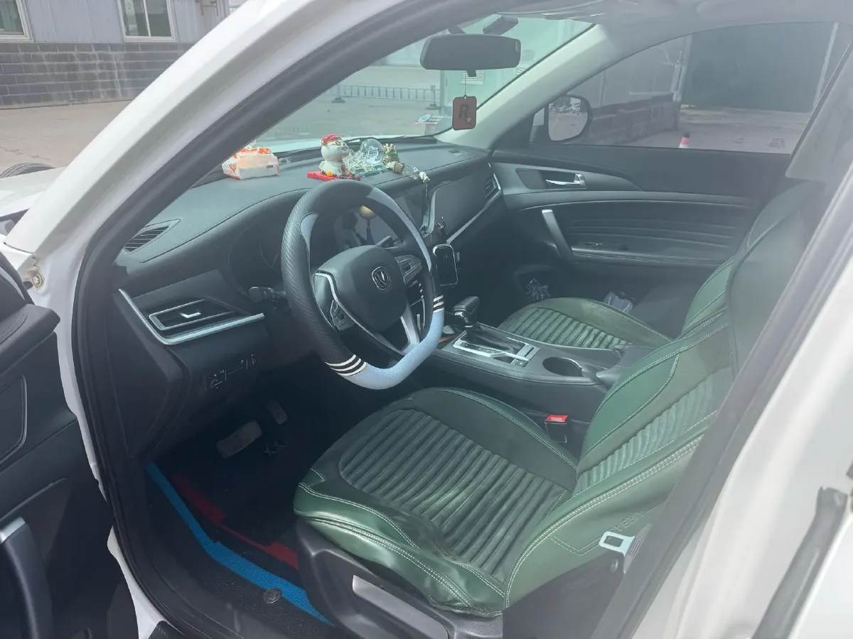 2019 ChangAn CS35 Plus 1.4T 158HP L4 7DCT,autocango,china used car exporter,china ev exporter,chinese used car exporter,chinese used ev exporter