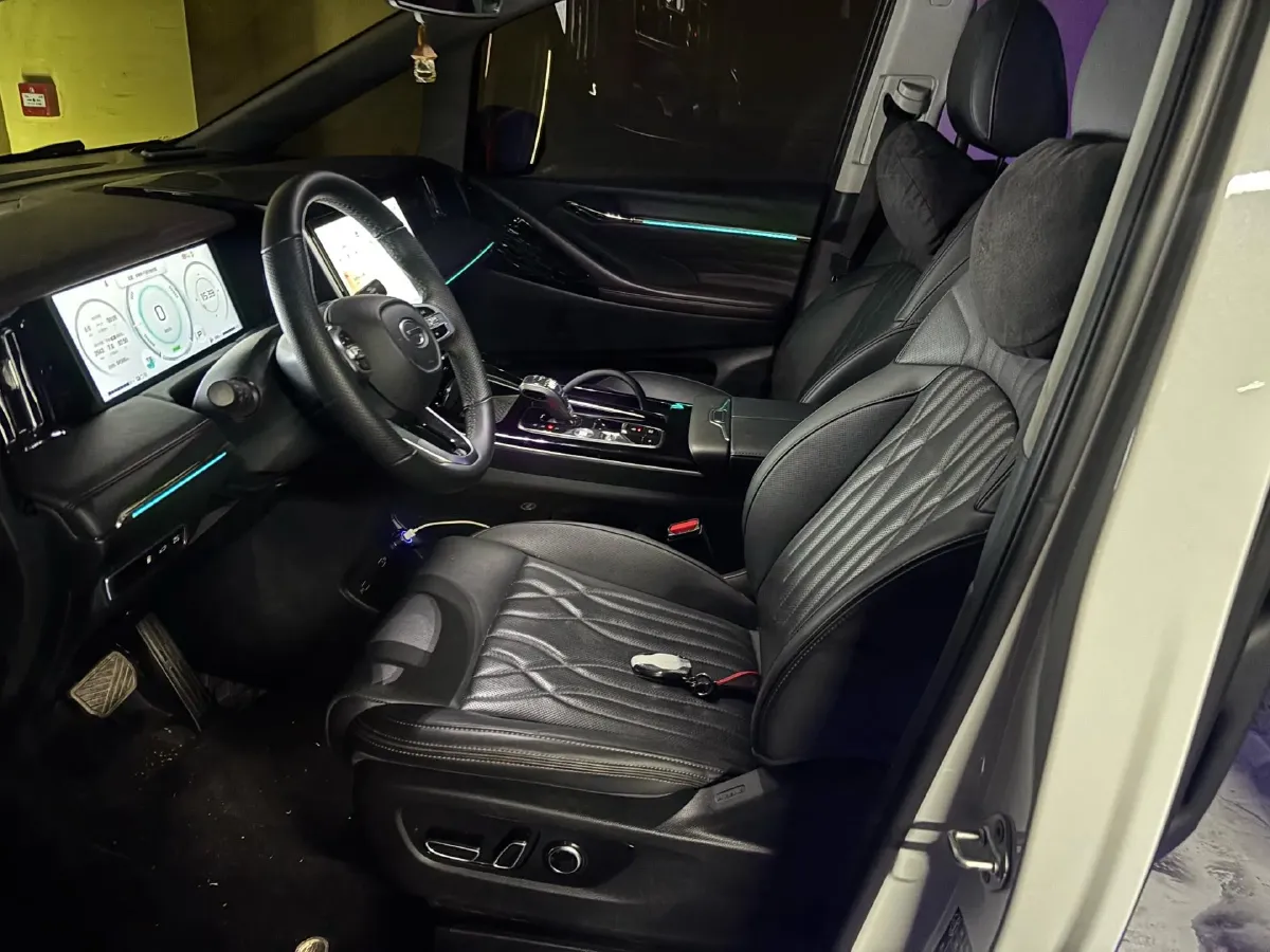 2024 GAC Trumpchi M8 2.0T 190HP L4 2DHT Hybrid,autocango,china used car exporter,china ev exporter,chinese used car exporter,chinese used ev exporter