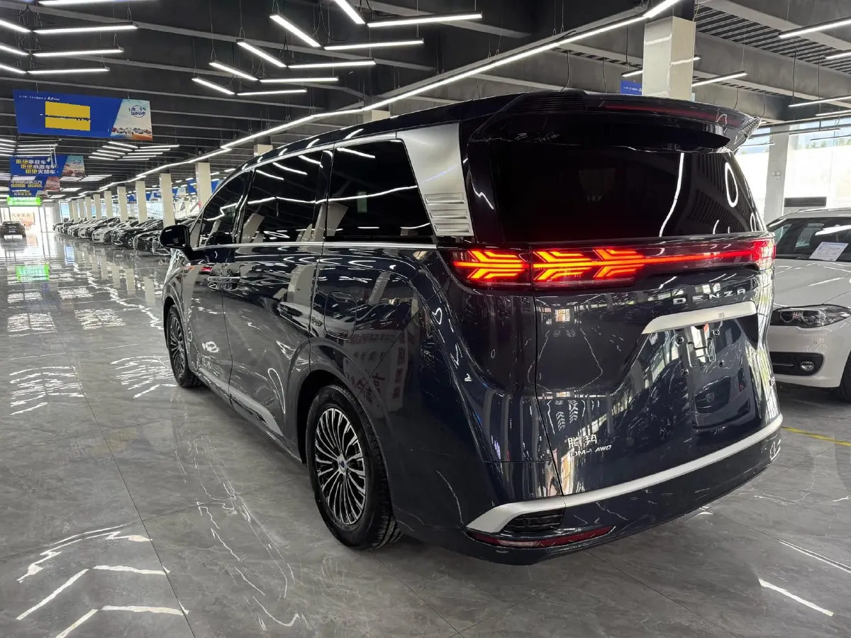 2022 Mercedes-Benz GLC Class 2.0T 197HP L4 9AT,autocango,china used car exporter,china ev exporter,chinese used car exporter,chinese used ev exporter