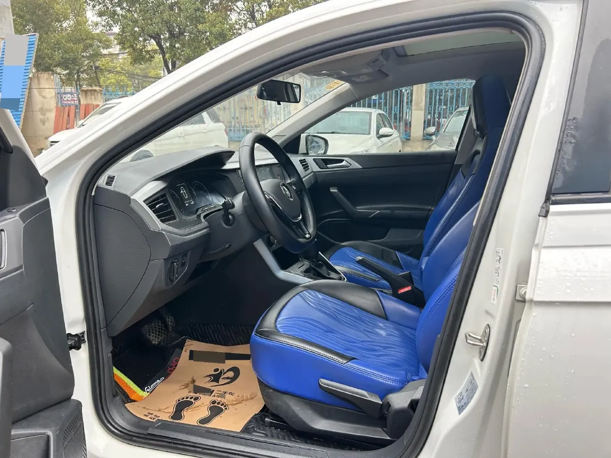 2019 Volkswagen Polo 1.5L 113HP L4 6AT,autocango,china used car exporter,china ev exporter,chinese used car exporter,chinese used ev exporter