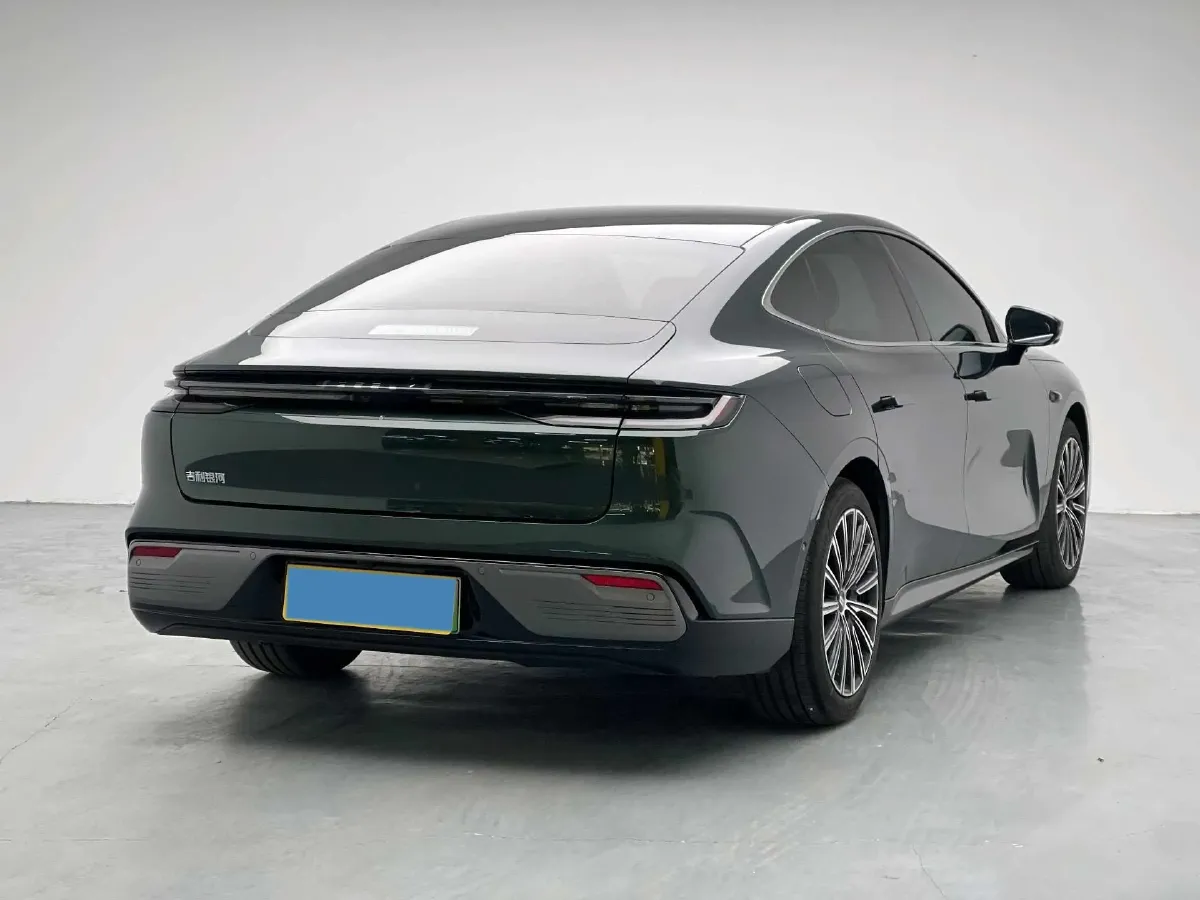 2025 Geely Galaxy Starshine 8 1.5T 163HP L4 3DHT PHEV 27.69KWH,autocango,china used car exporter,china ev exporter,chinese used car exporter,chinese used ev exporter