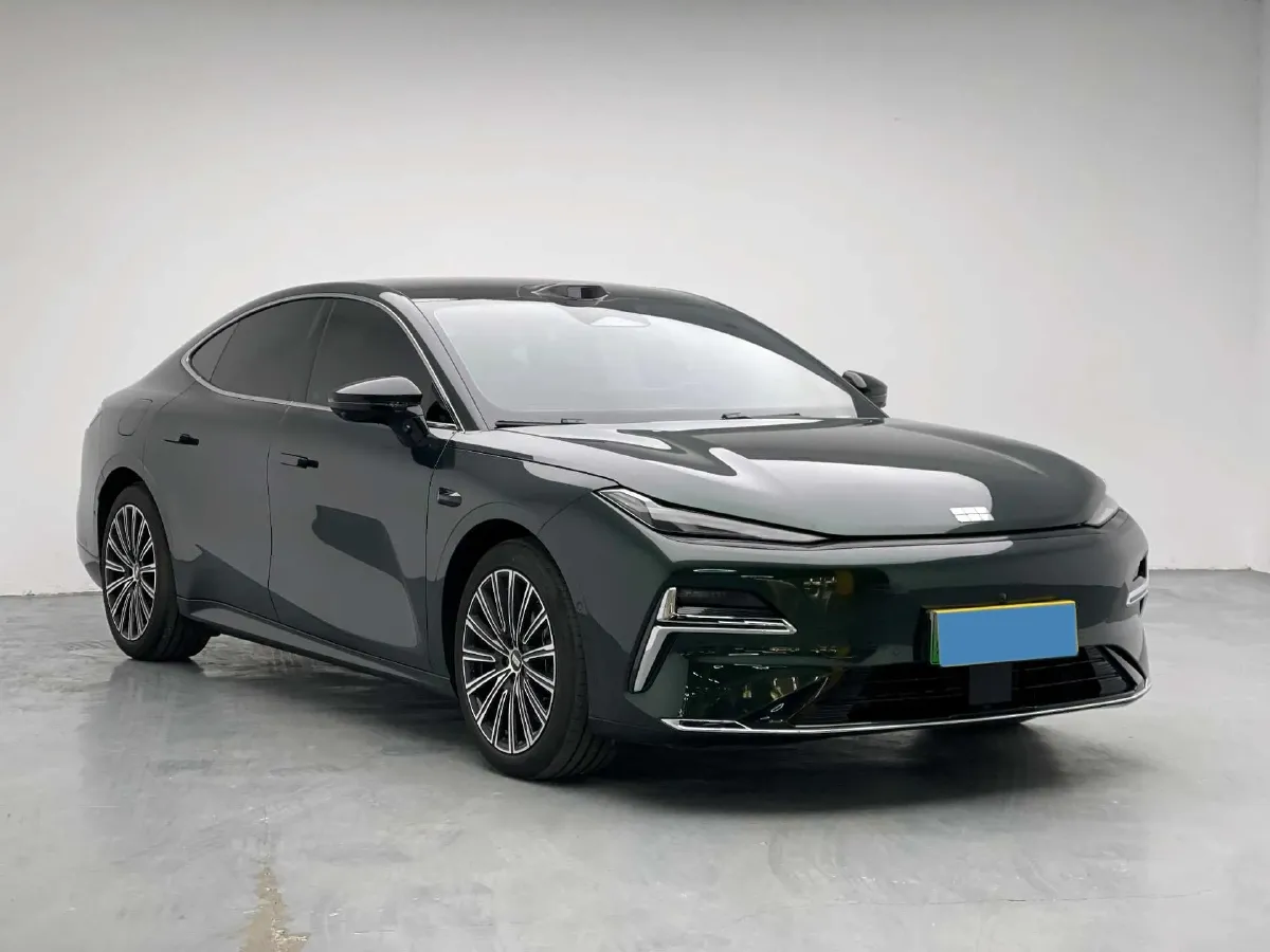 2025 Geely Galaxy Starshine 8 1.5T 163HP L4 3DHT PHEV 27.69KWH,autocango,china used car exporter,china ev exporter,chinese used car exporter,chinese used ev exporter