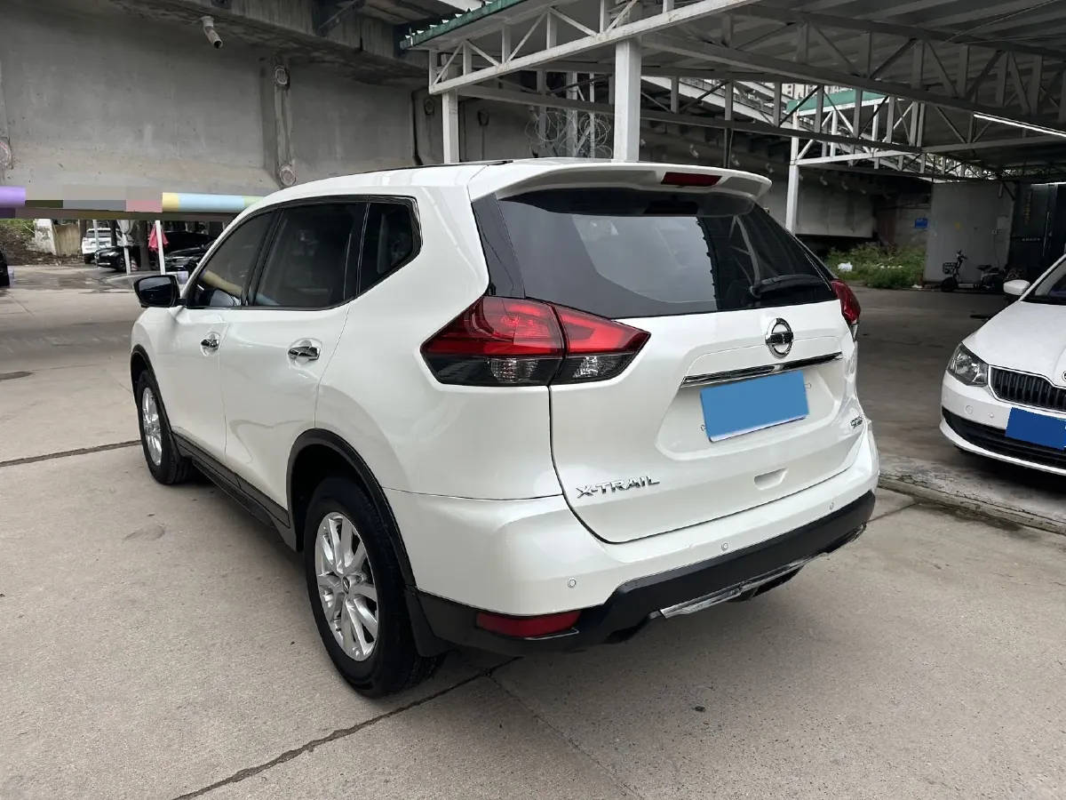 2020 Nissan X-Trail 2.0L 154HP L4 CVT,autocango,china used car exporter,china ev exporter,chinese used car exporter,chinese used ev exporter