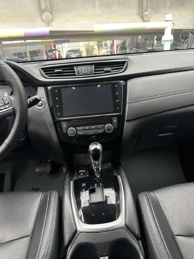 2020 Nissan X-Trail 2.0L 154HP L4 CVT,autocango,china used car exporter,china ev exporter,chinese used car exporter,chinese used ev exporter