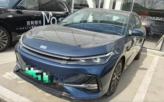 2025 Geely Galaxy A7 1.5L 112HP L4 1DHT PHEV,autocango,china used car exporter,china ev exporter,chinese used car exporter,chinese used ev exporter