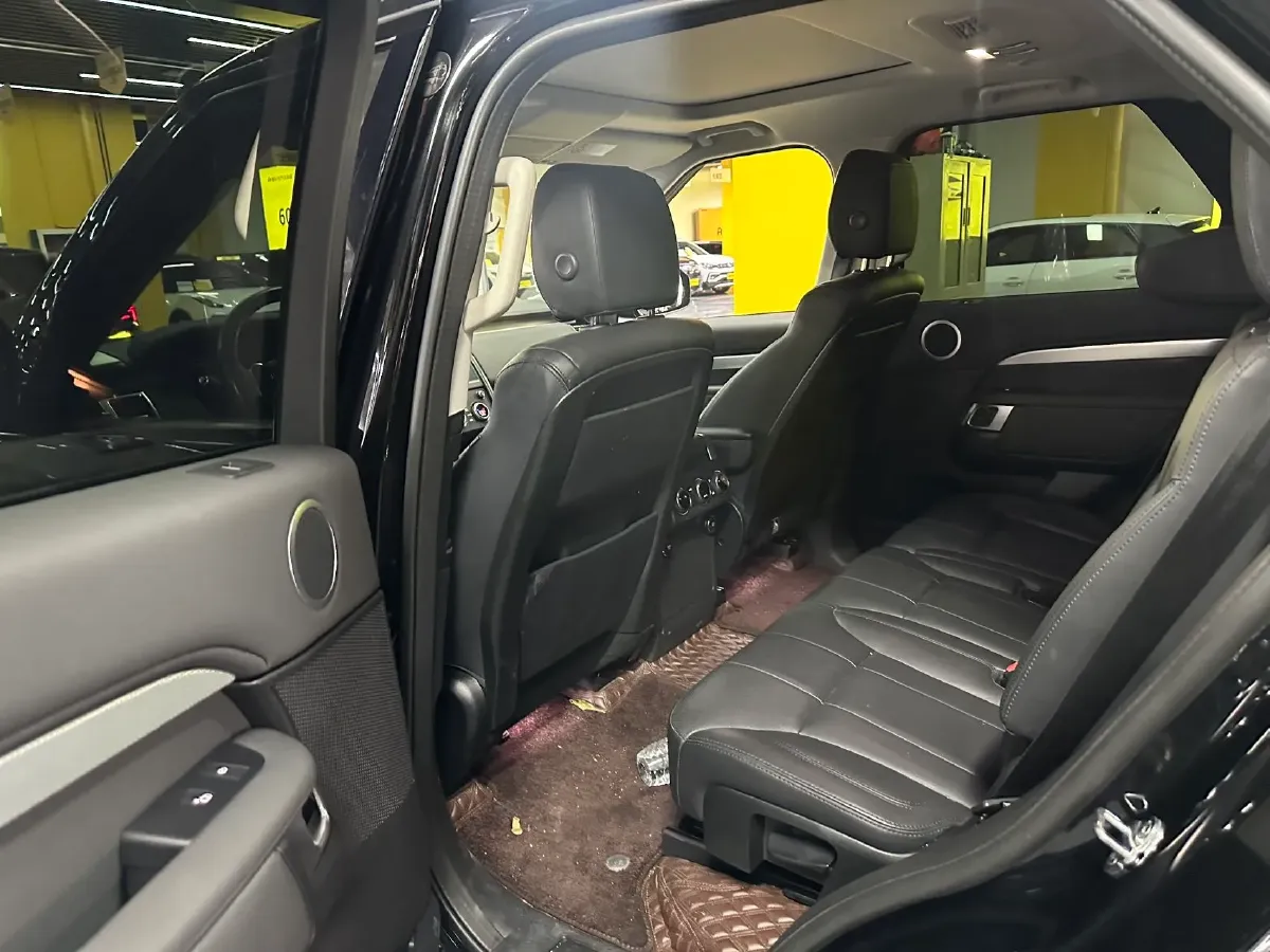 2020 Land Rover Discovery 3.0T 340HP V6 8AT,autocango,china used car exporter,china ev exporter,chinese used car exporter,chinese used ev exporter