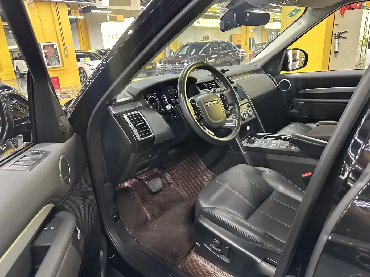 2020 Land Rover Discovery 3.0T 340HP V6 8AT,autocango,china used car exporter,china ev exporter,chinese used car exporter,chinese used ev exporter