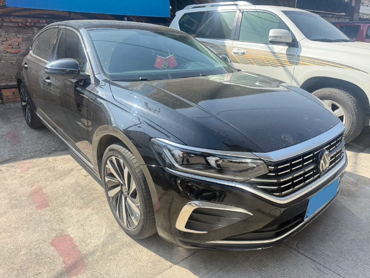 2024 Volkswagen Passat 2.0T 186HP L4 7DCT,autocango,china used car exporter,china ev exporter,chinese used car exporter,chinese used ev exporter