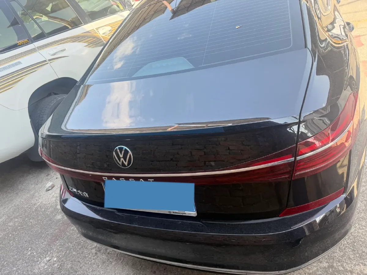 2024 Volkswagen Passat 2.0T 186HP L4 7DCT,autocango,china used car exporter,china ev exporter,chinese used car exporter,chinese used ev exporter