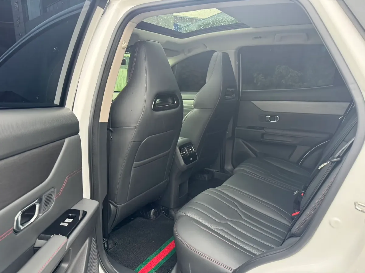 2025 Jetour DASHING 1.5T 184HP L4 7DCT,autocango,china used car exporter,china ev exporter,chinese used car exporter,chinese used ev exporter