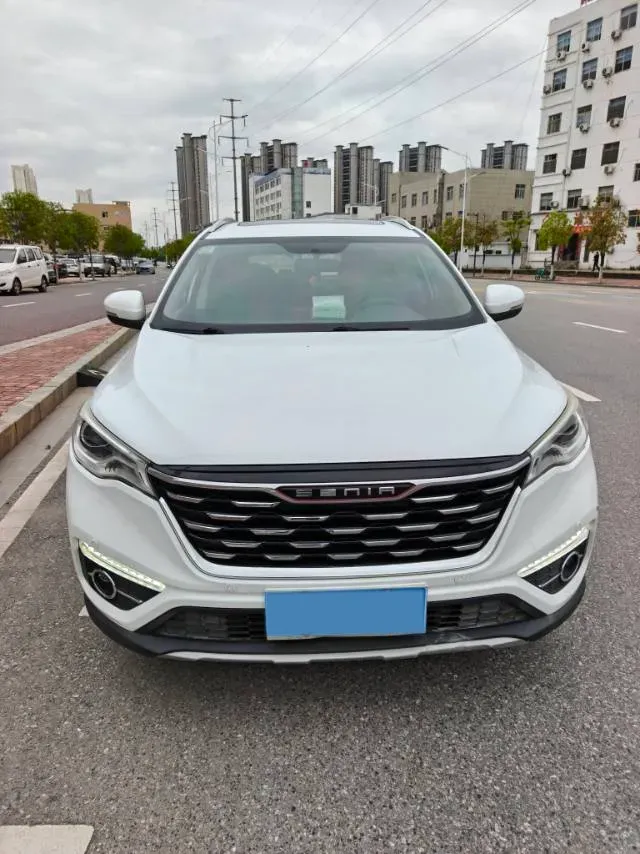2018 FAW Senia R9 1.2T 143HP L4 7DCT,autocango,china used car exporter,china ev exporter,chinese used car exporter,chinese used ev exporter