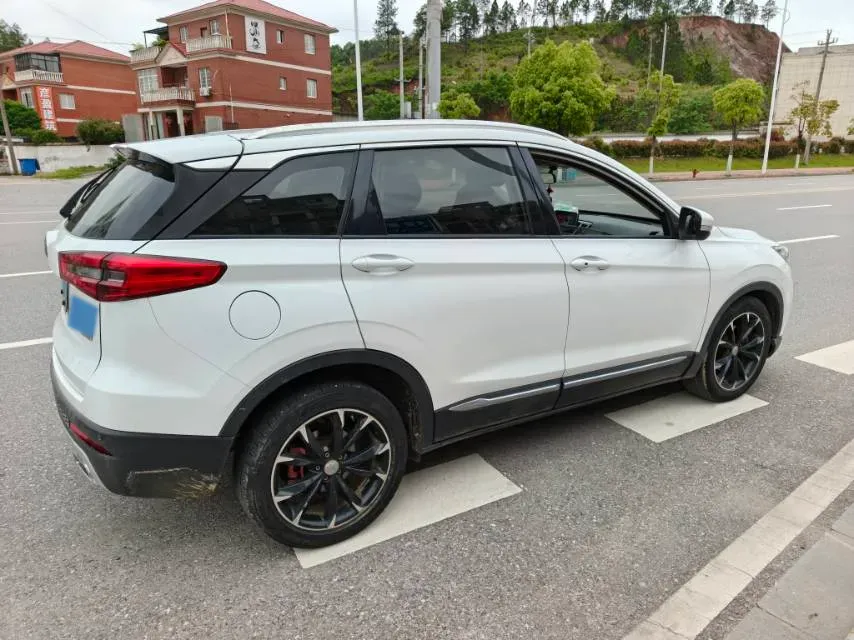 2018 FAW Senia R9 1.2T 143HP L4 7DCT,autocango,china used car exporter,china ev exporter,chinese used car exporter,chinese used ev exporter