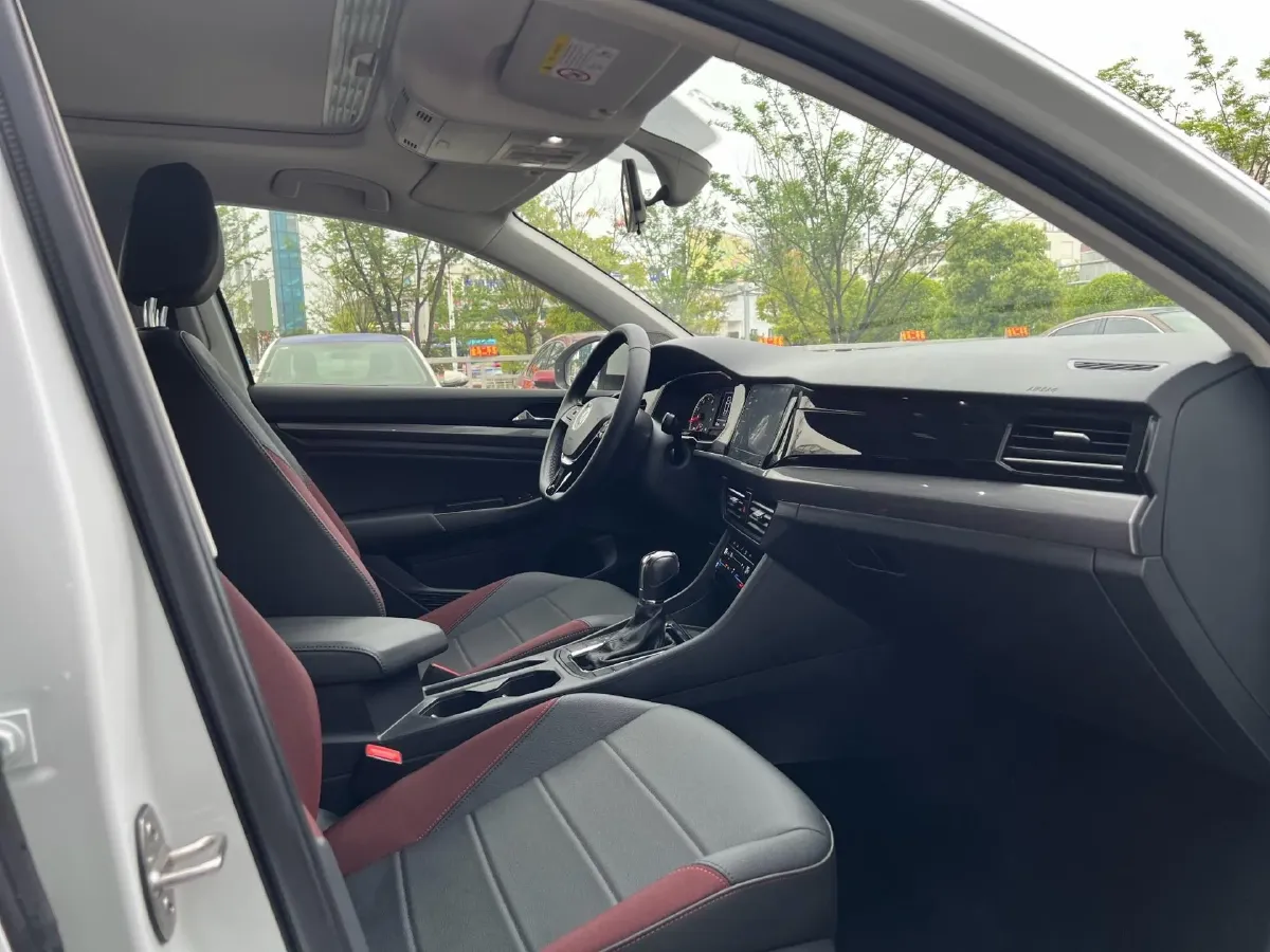 2021 Volkswagen Bora 1.5L 113HP L4 6AT,autocango,china used car exporter,china ev exporter,chinese used car exporter,chinese used ev exporter