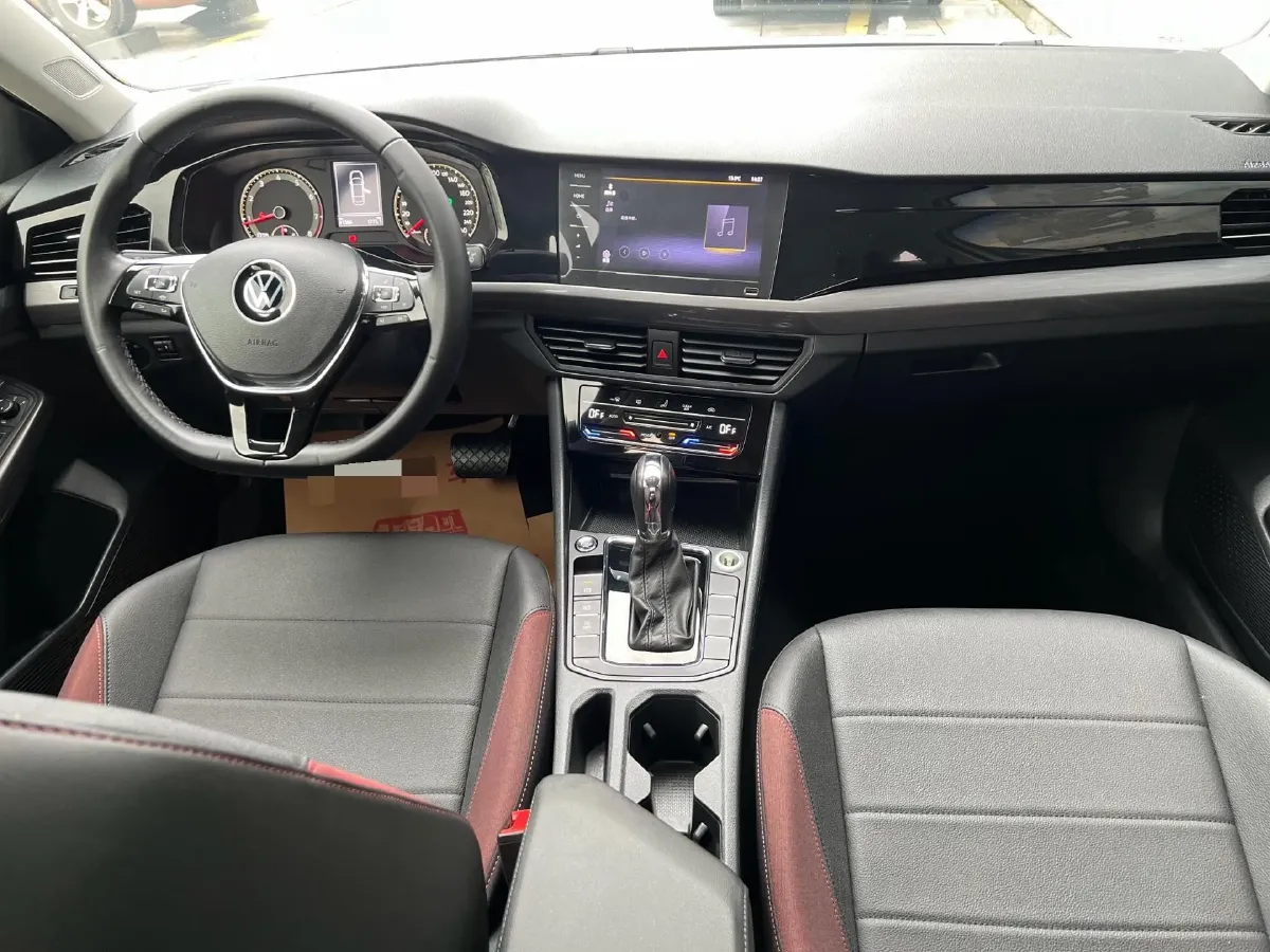 2021 Volkswagen Bora 1.5L 113HP L4 6AT,autocango,china used car exporter,china ev exporter,chinese used car exporter,chinese used ev exporter