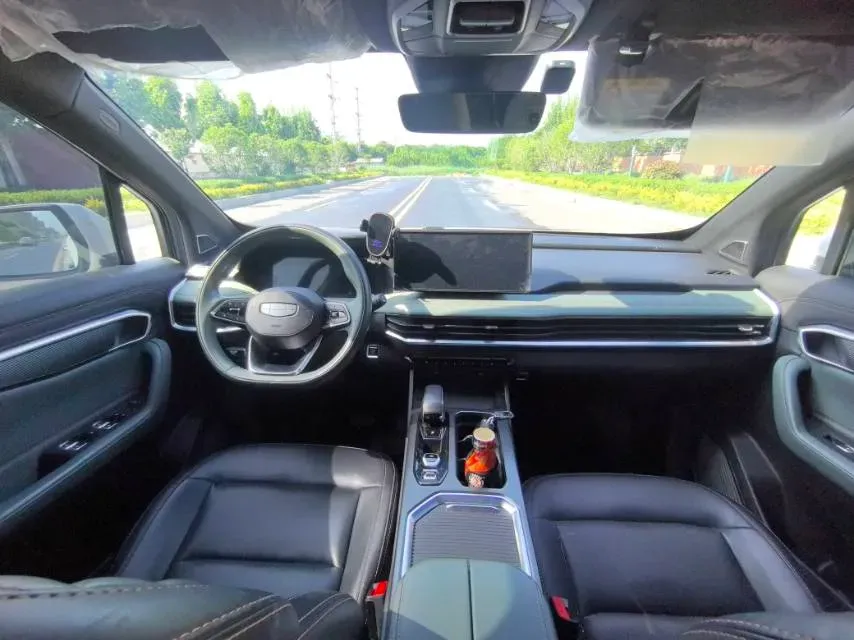 2023 Geely Okavango L 2.0T 218HP L4 7DCT,autocango,china used car exporter,china ev exporter,chinese used car exporter,chinese used ev exporter