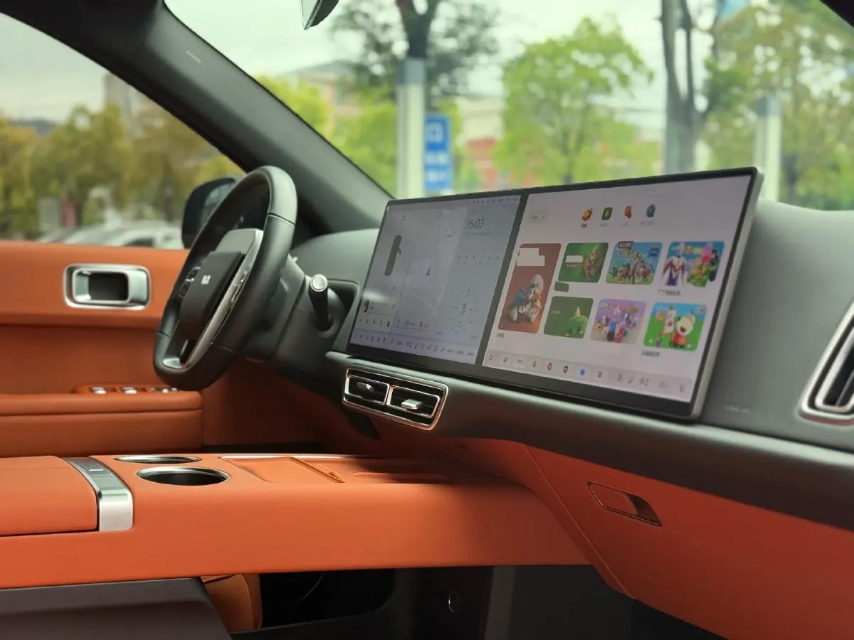 2024 Li L6 Range Extended 154HP L4 REEV 36.8KWH,autocango,china used car exporter,china ev exporter,chinese used car exporter,chinese used ev exporter