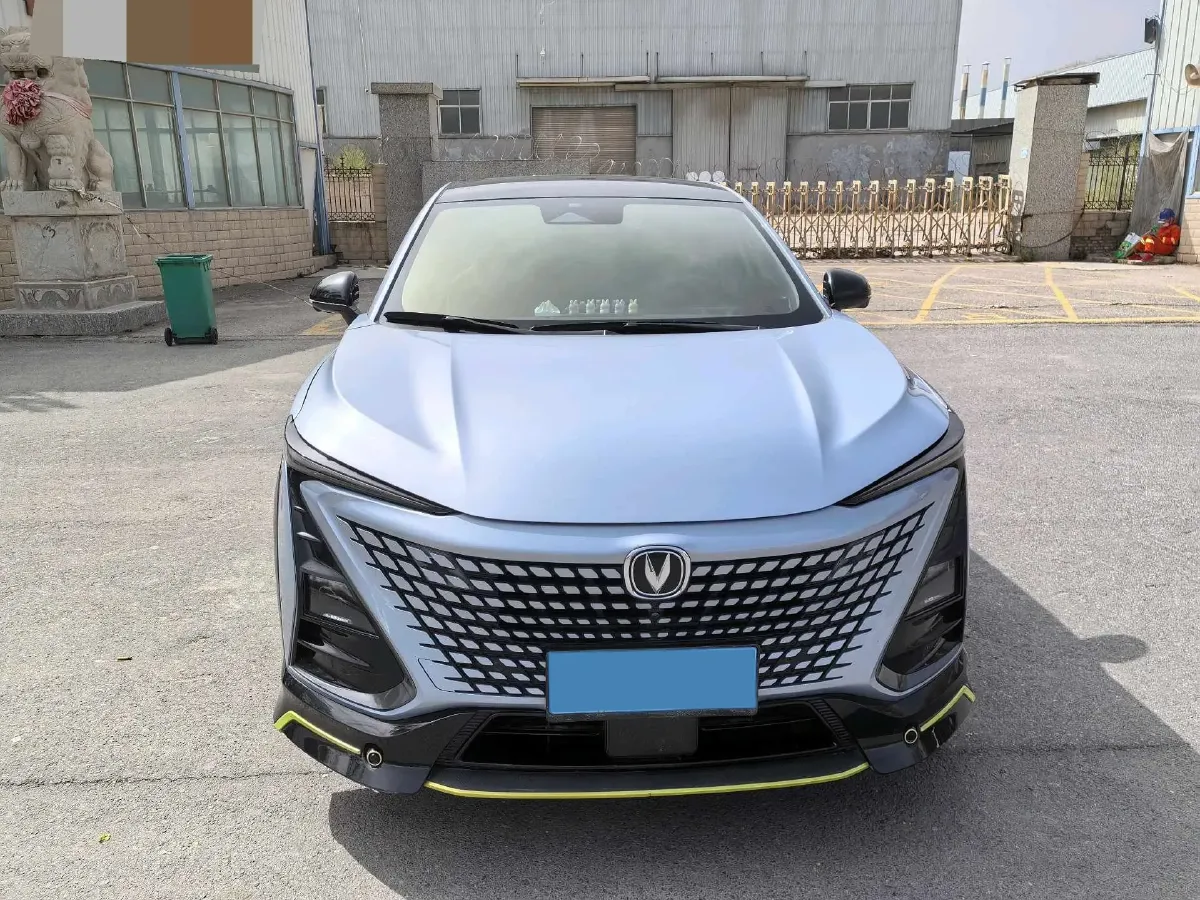 2021 ChangAn UNI-T 1.5T 180HP L4 7DCT,autocango,china used car exporter,china ev exporter,chinese used car exporter,chinese used ev exporter