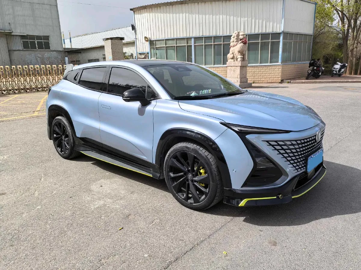 2021 ChangAn UNI-T 1.5T 180HP L4 7DCT,autocango,china used car exporter,china ev exporter,chinese used car exporter,chinese used ev exporter