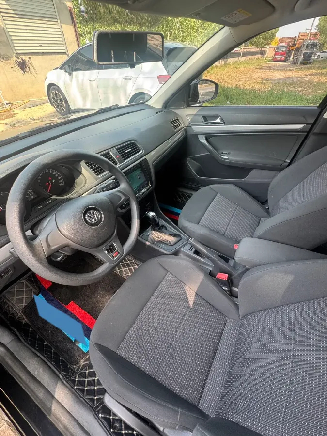 2017 Volkswagen Lavida 1.6L 110HP L4 6AT,autocango,china used car exporter,china ev exporter,chinese used car exporter,chinese used ev exporter