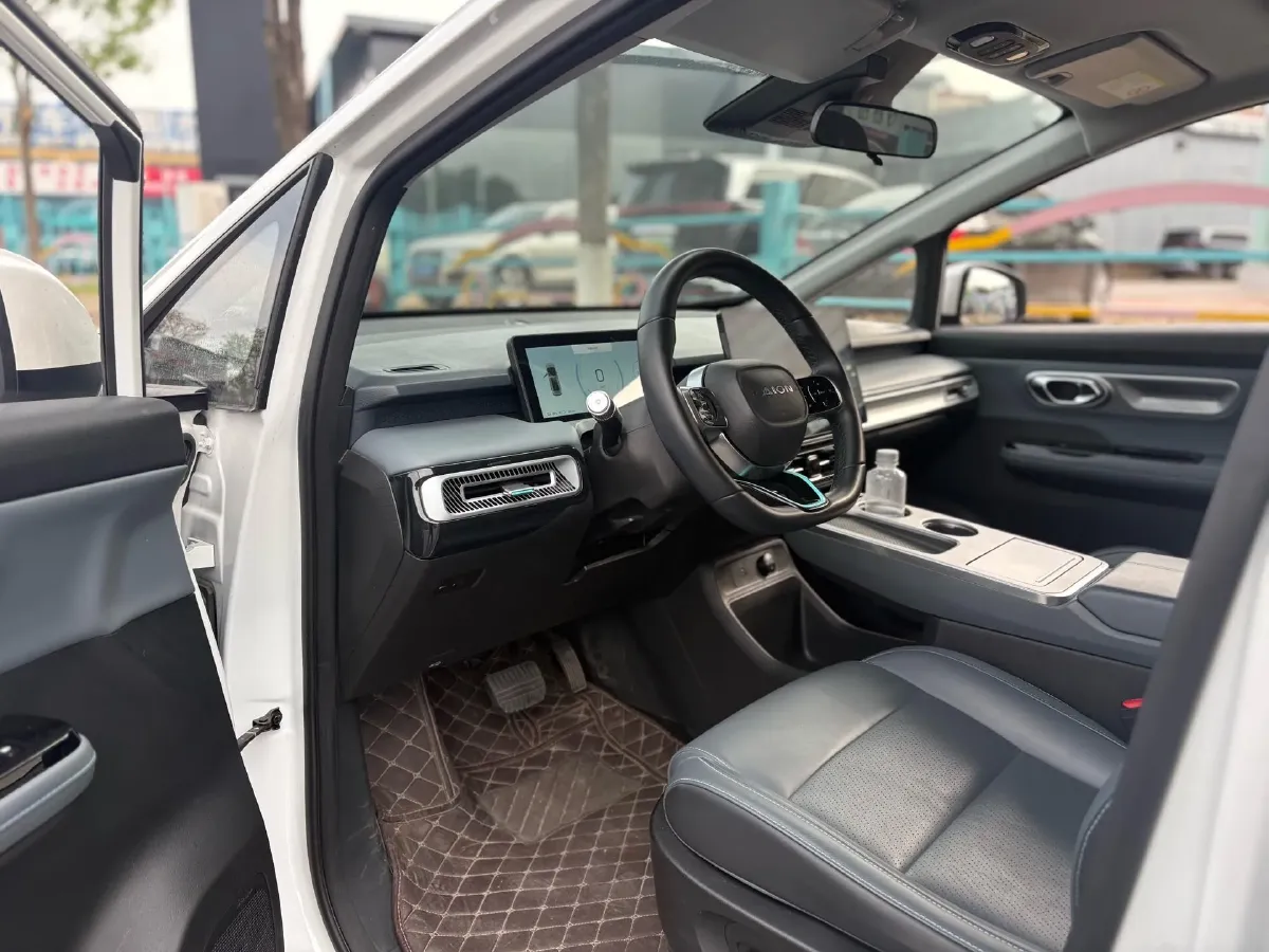 2023 GAC Trumpchi GS4 1.5T 177HP L4 6AT,autocango,china used car exporter,china ev exporter,chinese used car exporter,chinese used ev exporter